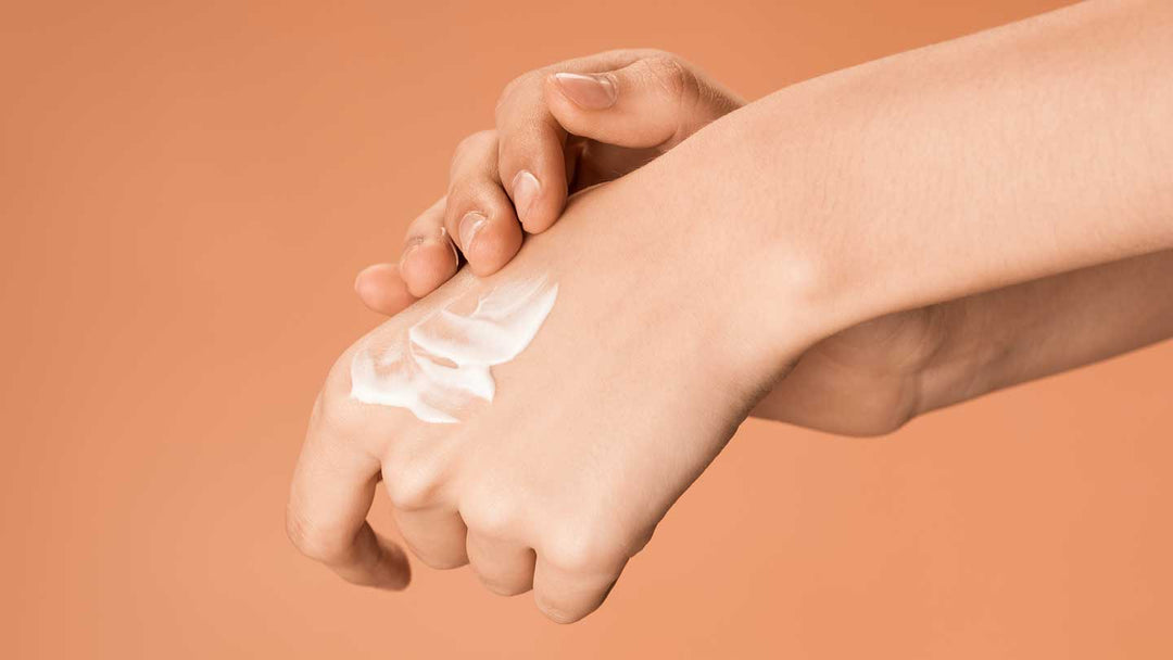 3 steps to beautiful hands and nails - Panier des Sens
