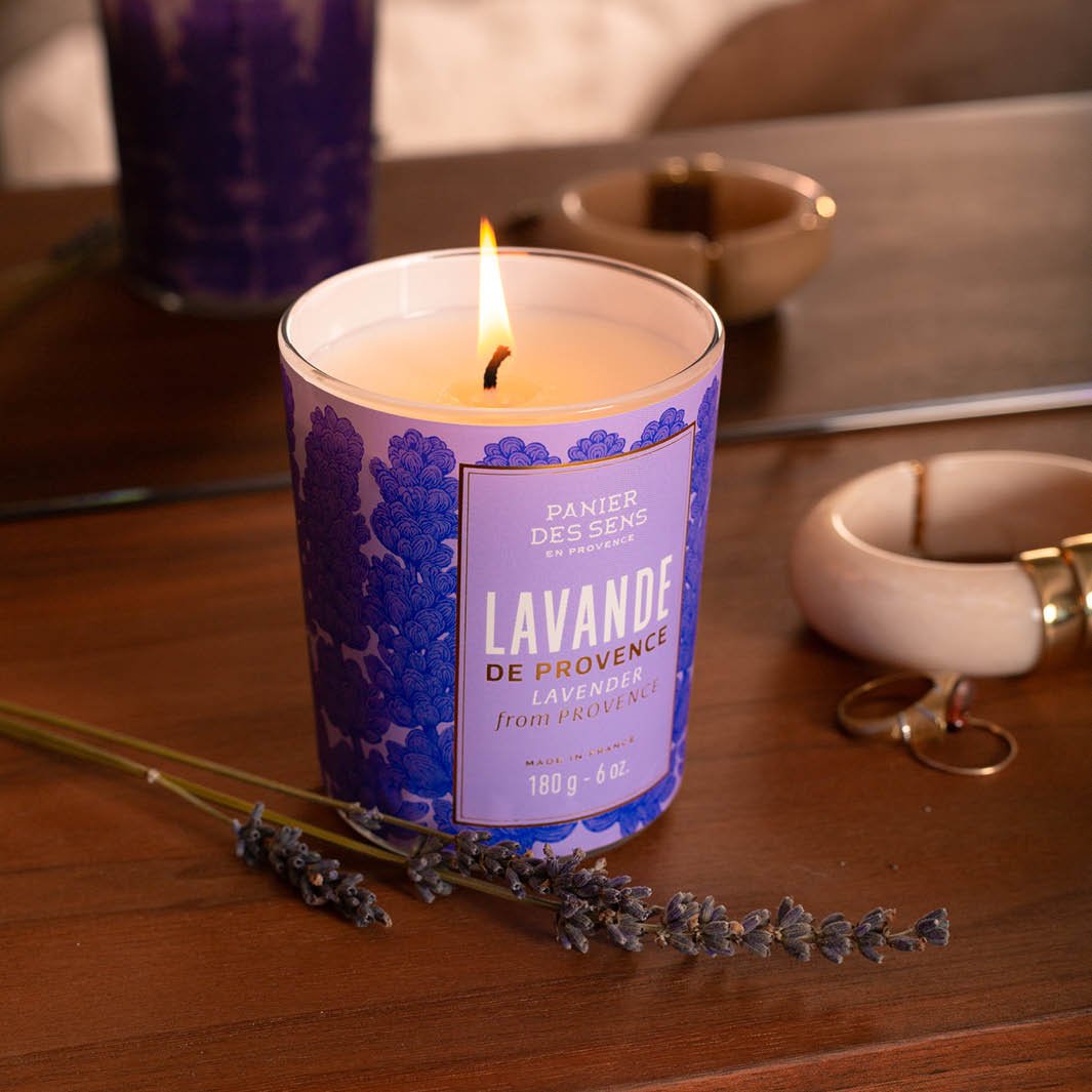 Candela alla lavanda 180 g – Cera vegetale e profumo rilassante - Panier des Sens
