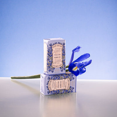 Feste parfümierte Seife - Irisblütenblätter 150g - - Panier des Sens